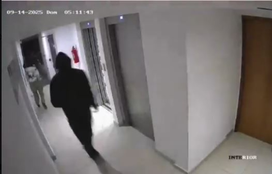 Otro intento de robo en un edificio de La Plata: rompieron puertas y cámaras, pero no se llevaron nada