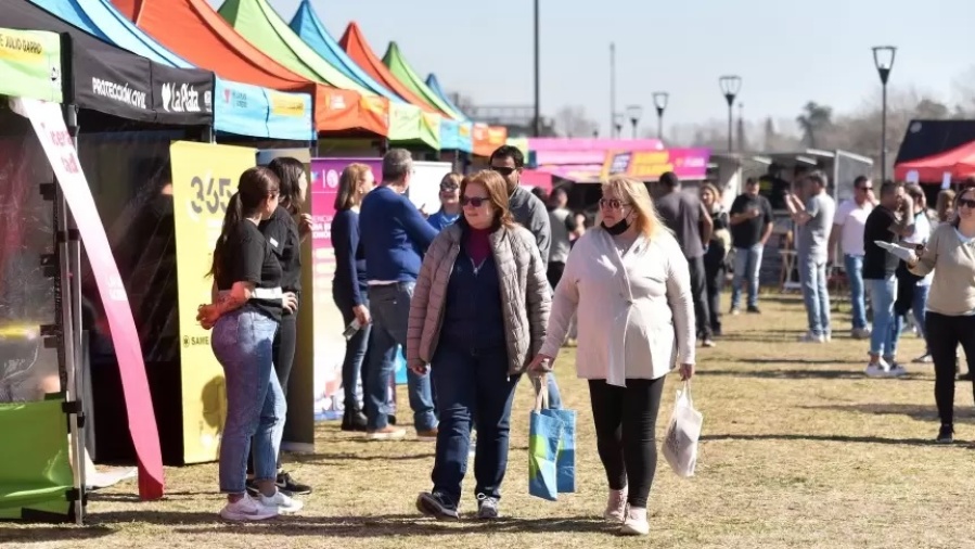 ”Barrio por Barrio” llega a Villa Castells: los vecinos podrán acceder a servicios municipales y espectáculos gratuitos