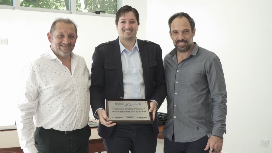 El Colegio de Ingenieros de La Plata y la región presentó su modernizada sede ante los nuevos matriculados