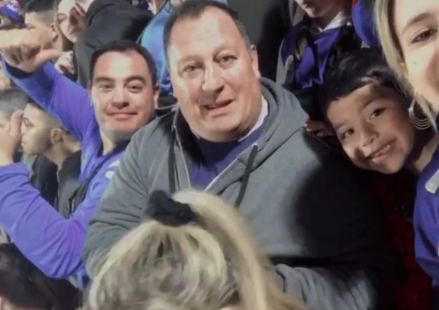 ”Recibió un ataque de gas cuando estaba en el piso”: habló el hijo de César Regueiro, el hincha de Gimnasia fallecido