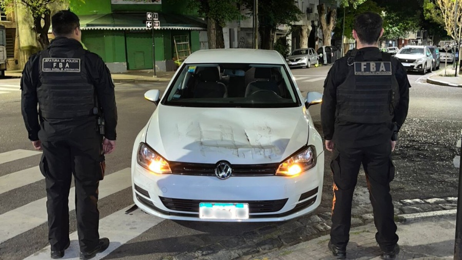 Persecución en La Plata: un hombre fue detenido por circular en un auto robado