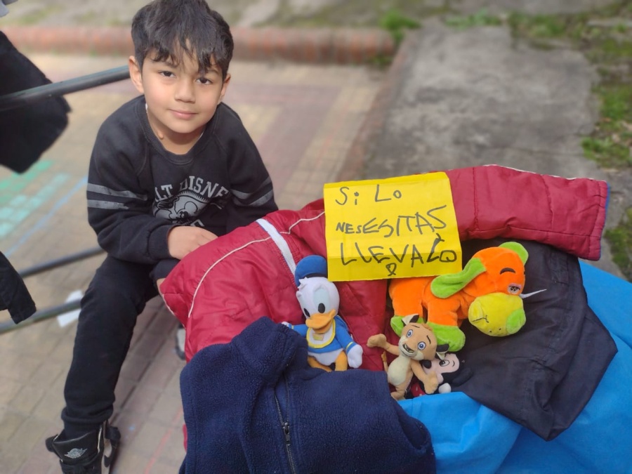 ”Él solito me lo propuso”: Pedro, el héroe del Normal 1 que causa una revolución en el patio de su casa todas las mañanas