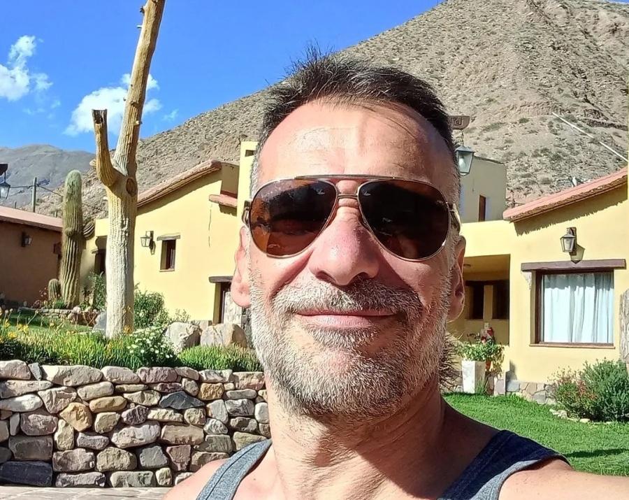 Apartaron a Facundo Bañez de ”La Comuna Ediciones”: Martiniano Ferrer Picado le había pedido ”micromilitar” por Santilli