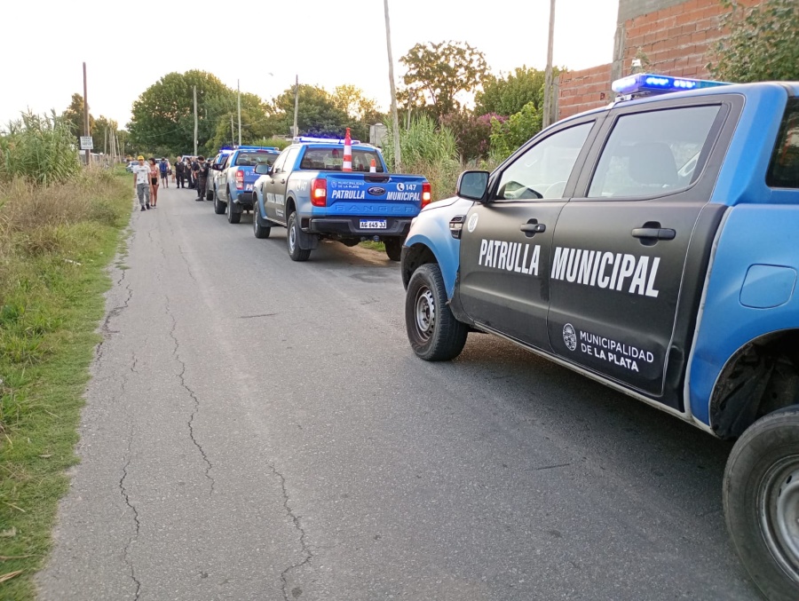 Así fue el operativo para frenar a 50 personas de Mar del Plata que quisieron tomar terrenos en Villa Elvira