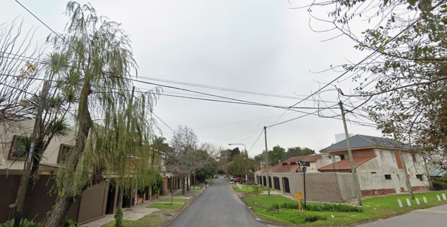 Violento robo en Gonnet: una familia perdió 8 mil dólares y joyas