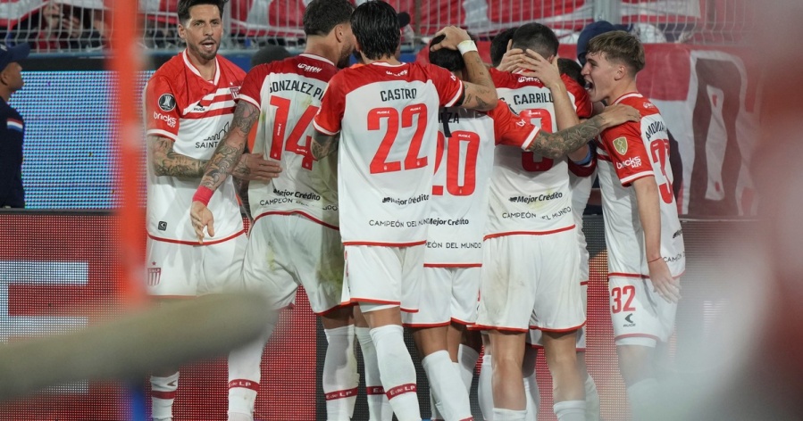 Figura y emprendedor: ¿Cuál es el negocio que abrió un referente Pincha y qué figuras del mundo albirrojo lo acompañaron?