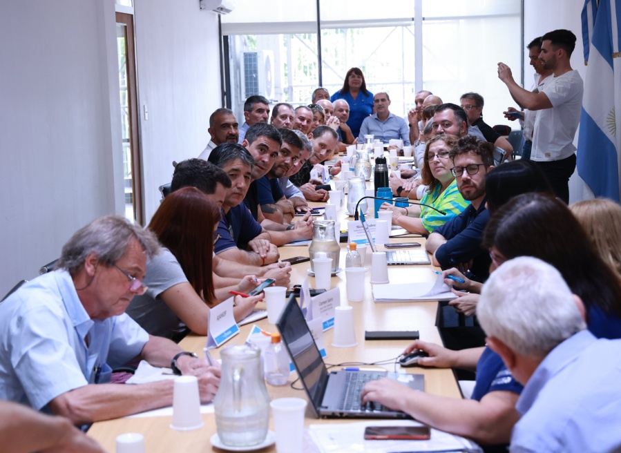 Provincia dio un aumento del 25% a los estatales y en febrero volverán a reunirse por la paritaria 2024