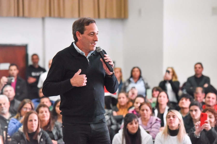 Garro se presentó ante militantes y referentes políticos en La Plata: ”Podemos evitar que el kirchnerismo vuelva a gobernar”