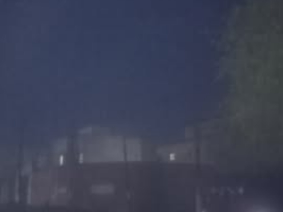 En Los Hornos reclaman por falta de alumbrado en calles clave