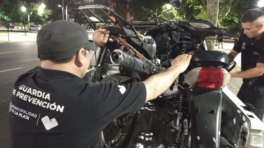 Retuvieron 48 vehículos en La Plata que circulaban de manera ilegal