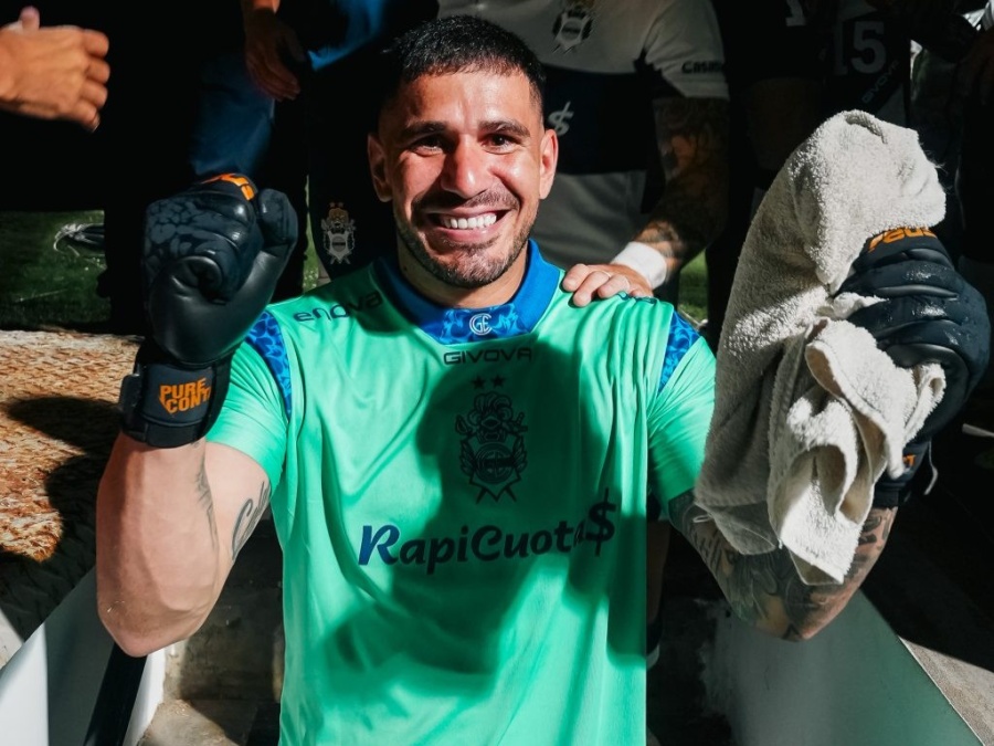 Diego Flores confesó el motivo por el cual no hizo cambios, explicó la titularidad de Insfrán y destacó a un futbolista