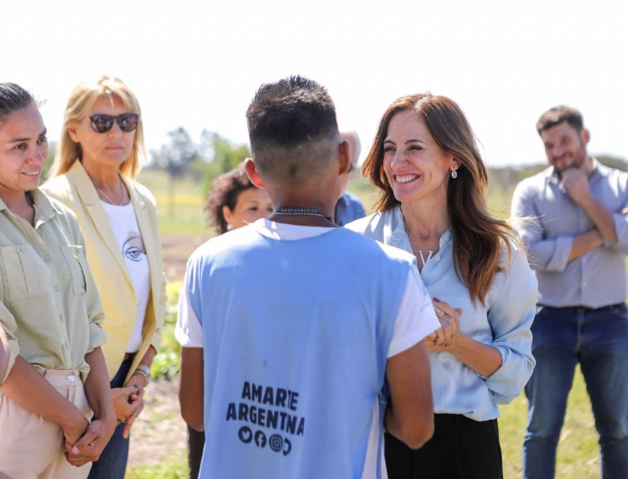 Tolosa Paz le respondió a Milei por la compra de yerba en su gestión: ”Son infusiones esenciales en comedores y escuelas”