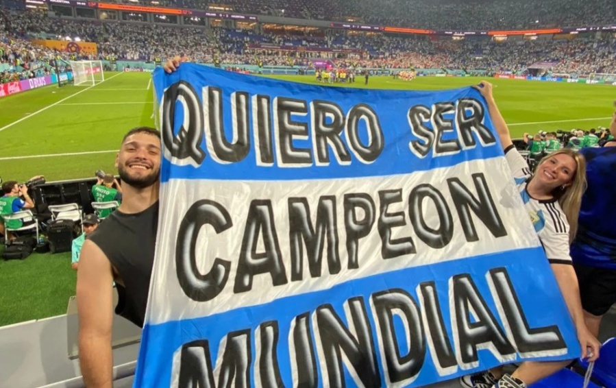 Una pareja viajó a Qatar y ella le hizo un especial pedido, pero él lo retrucó: “Uh, heavy, yo…”