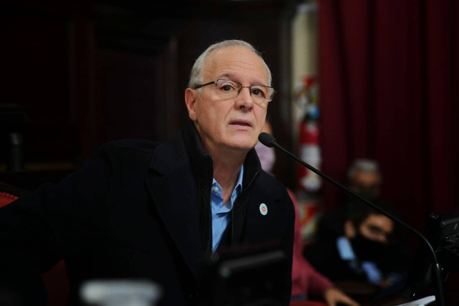 Aislaron a Daniel Gollan porque su secretaria dio positivo de Coronavirus