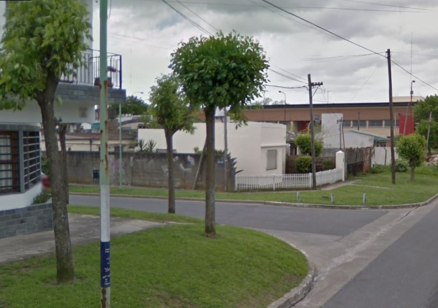 Una jubilada se resistió a un robo y el delincuente la golpeó y se llevó su celular