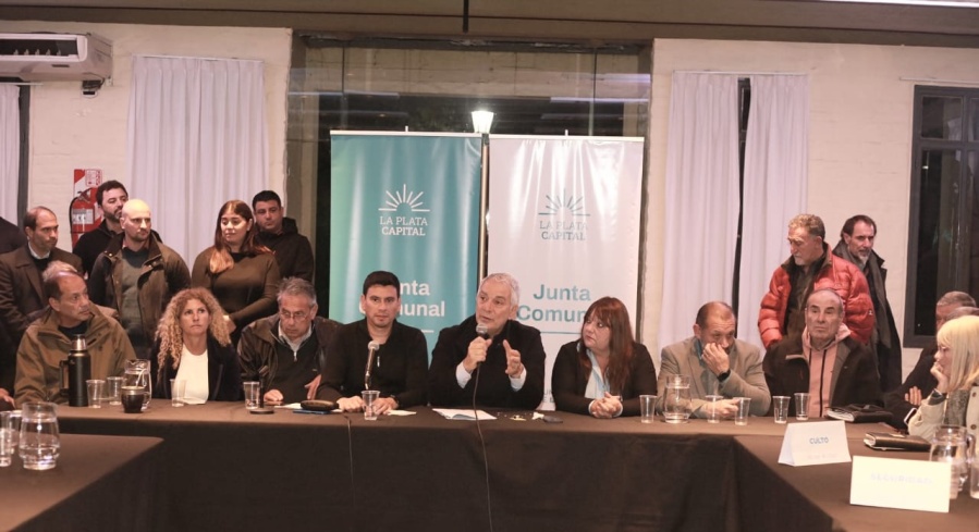 Alak encabezó la Junta Comunal de City Bell y anunció la pavimentación de 460 entre Camino General Belgrano y 31