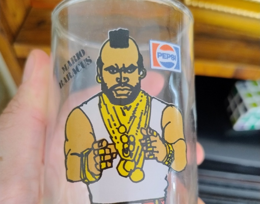 Su abuela era kiosquera en la década del 80 y tiene vasos de gaseosas de un precio incalculable: ”Te pago 100 mil dólares”