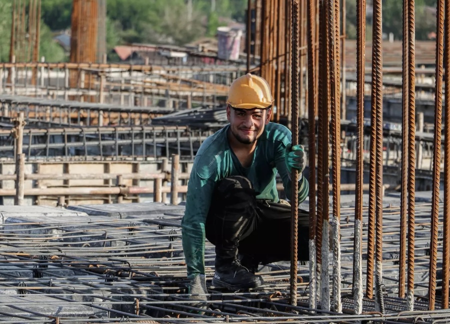 ”IFE” de 94 mil pesos para trabajadores informales: oficializaron qué empresas ayudarán a financiar el refuerzo