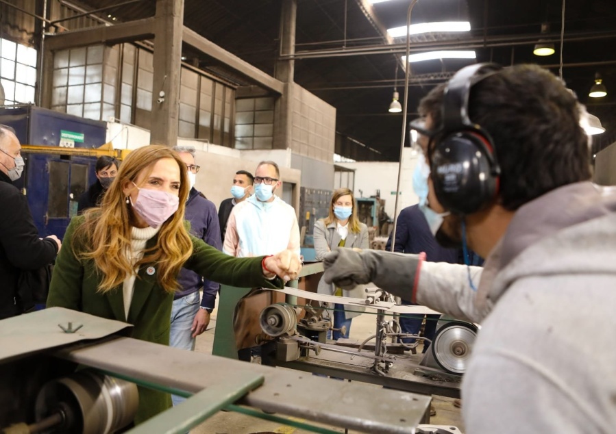 Tolosa Paz: ”Para Cambiemos el salario es un costo; para nosotros es la punta de una polea que genera consumo”