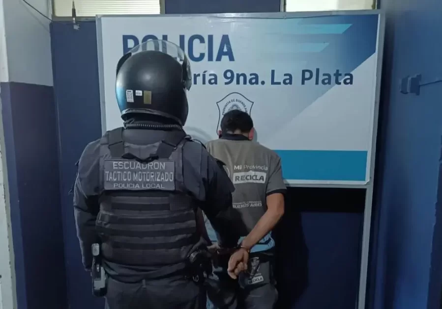 Caminaba con armas tumberas por el centro de La Plata y fue detenido