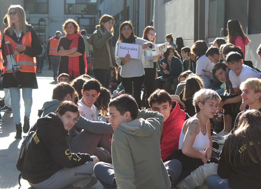 ”¿Fumaste porro?”: el insólito test de La Plata para saber si tu personalidad es del Nacio, el Albert Thomas o el San Simón