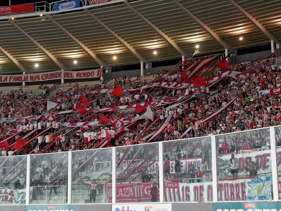 ¿A qué hora y cómo ingresarán los hinchas de Estudiantes a la gran final ?