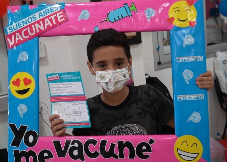 Comenzaron a enviar en La Plata los turnos para vacunar contra el Coronavirus a los niños y niñas de 6 meses a 2 años