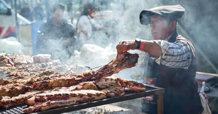 Este domingo la avenida 9 de Julio será sede de la cuarta edición del ”Campeonato Federal del Asado”