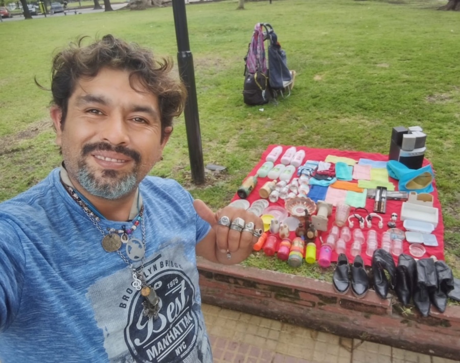 La pesadilla de un platense y su familia: lo denunció su mamá y ahora vive de prestado en una ex clínica de La Favela