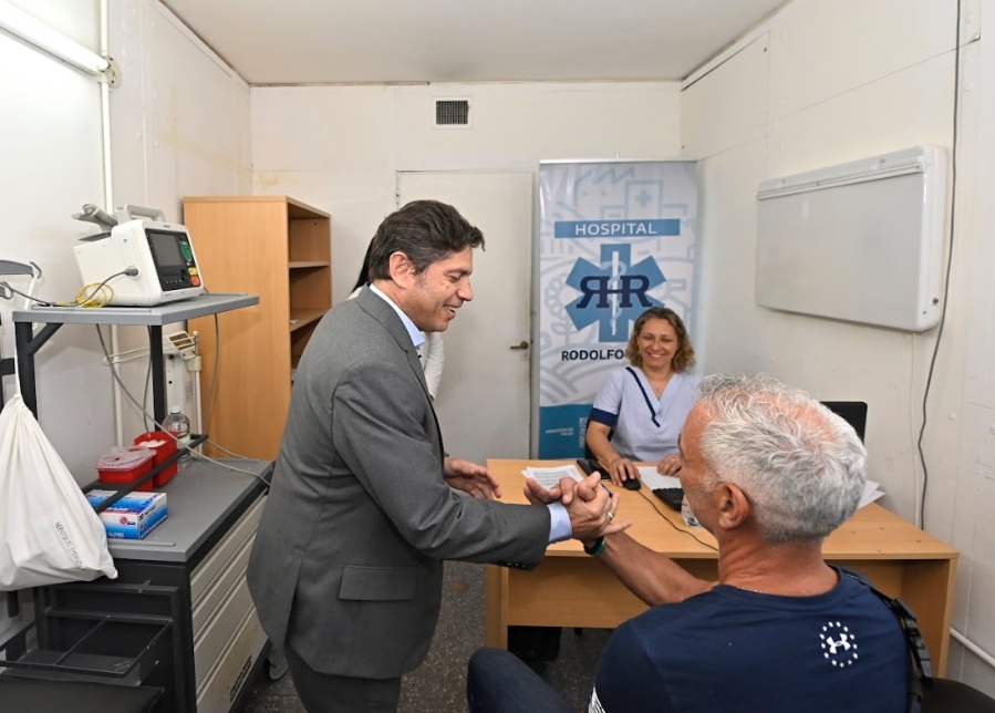 Kicillof largó la vacunación contra el dengue desde el Hospital Rossi: ”El gobierno nacional no tuvo ningún compromiso”