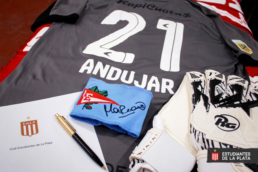 Estudiantes se aseguró a su mejor futbolista que buscará seguir haciendo historia en el club