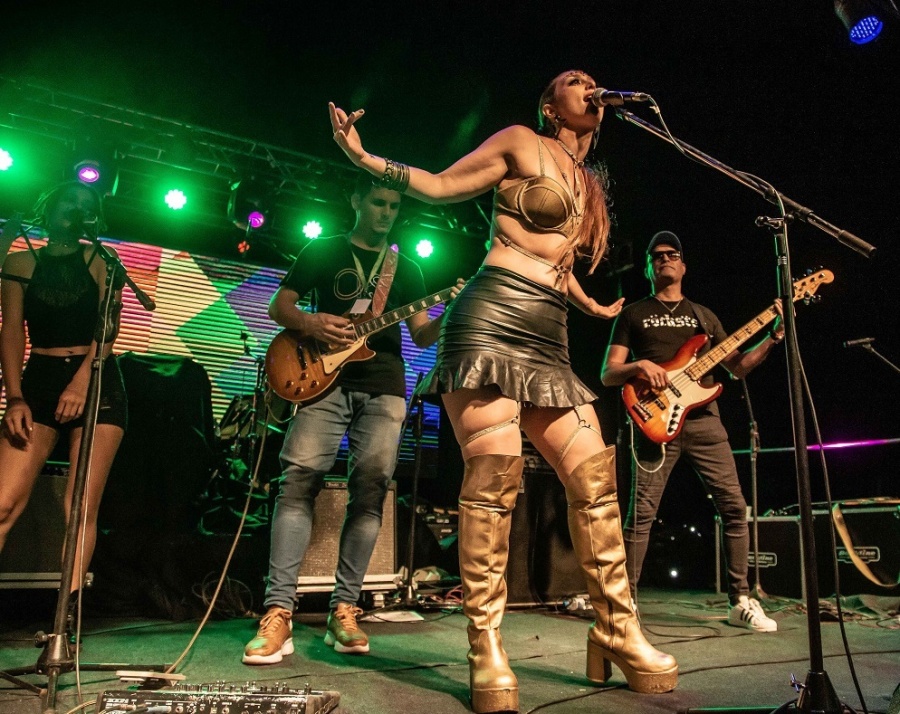 Quieren crear un cupo del 50% para mujeres y personas LGBTIQ+ en los eventos musicales de la Provincia: los detalles