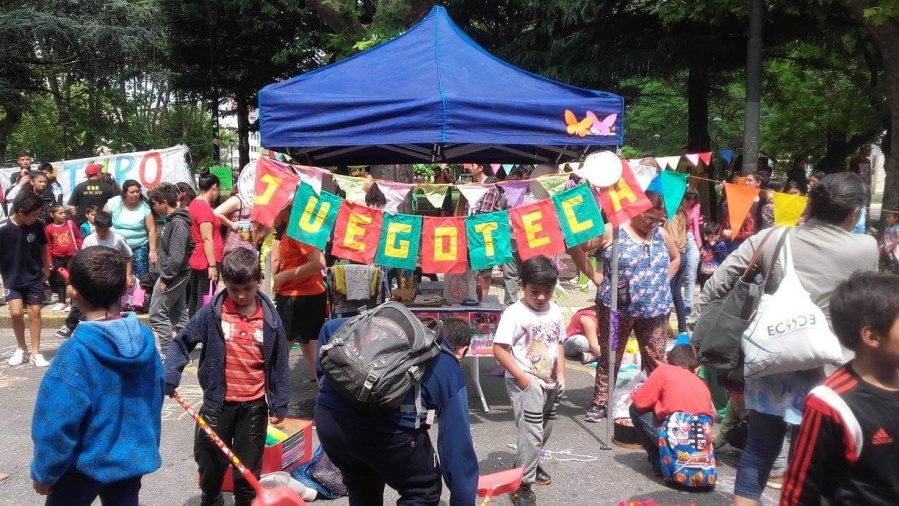 Solicitaron al Municipio platense que se regularicen los pagos a las y los trabajadores del programa “Juegotecas Barriales”