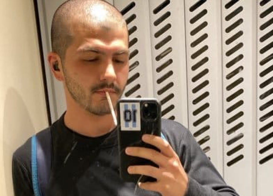 ”Pizza y empanadas”: hizo cuatro papelitos, sorteó la cena con su novia pero con una trampa que se volvió viral