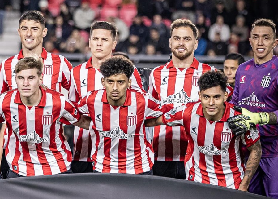 La rompe en Estudiantes, los hinchas lo bancan y es el orgullo de su su pueblo