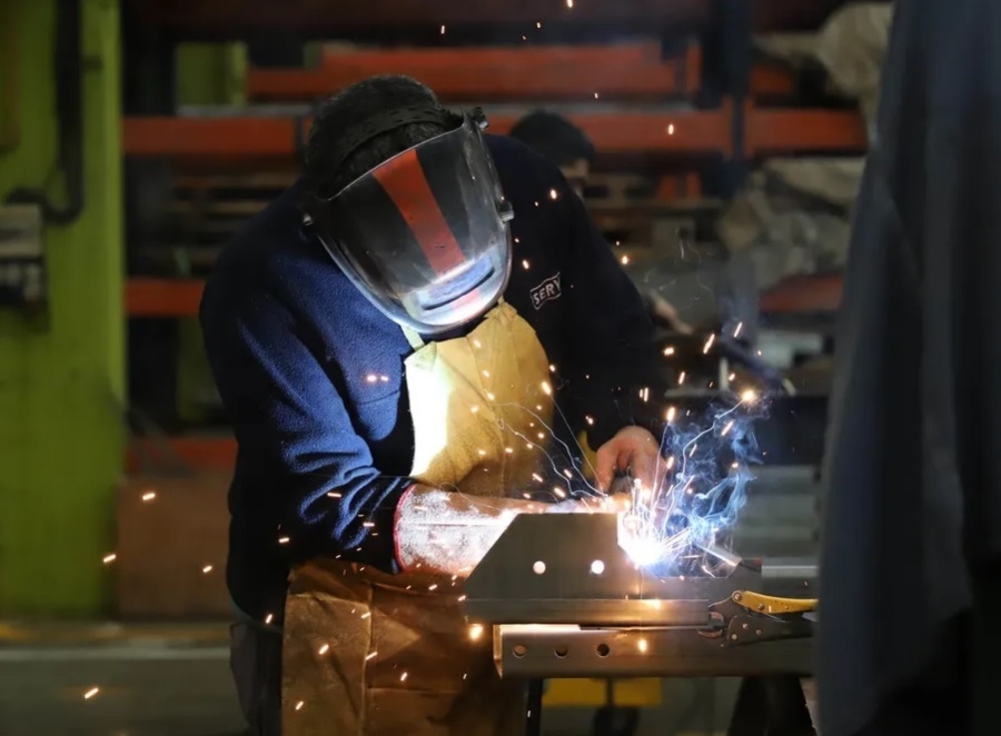 ”Bono verde”: ingresó un proyecto en La Plata para reducir el consumo energético de empresas y volverlas ”sostenibles”