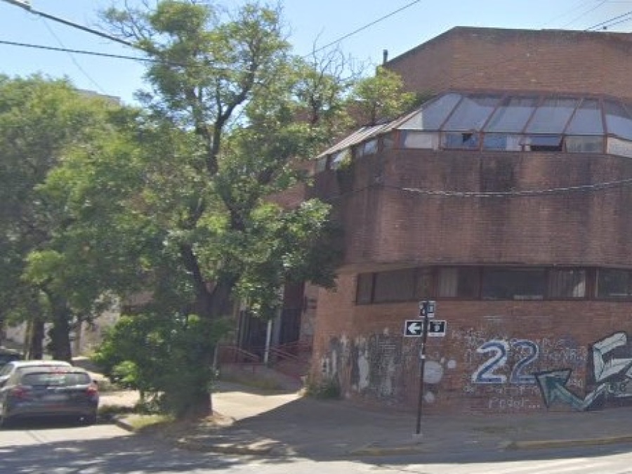 Atacaron y robaron a alumnos de un colegio ubicado en la zona céntrica de La Plata