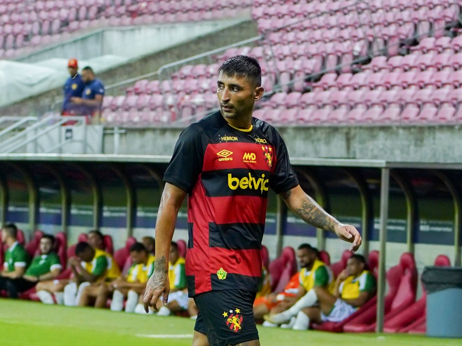 ¿Alan Ruiz será refuerzo de Gimnasia?