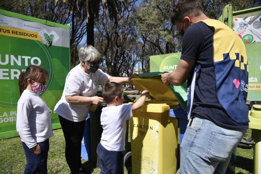 Eco Canje en Plaza Moreno: qué cosas se pueden llevar los vecinos este viernes