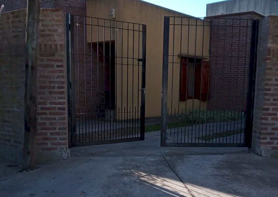 Delincuentes amenazaron a una mujer en un violento asalto asalto en su casa de Gonnet