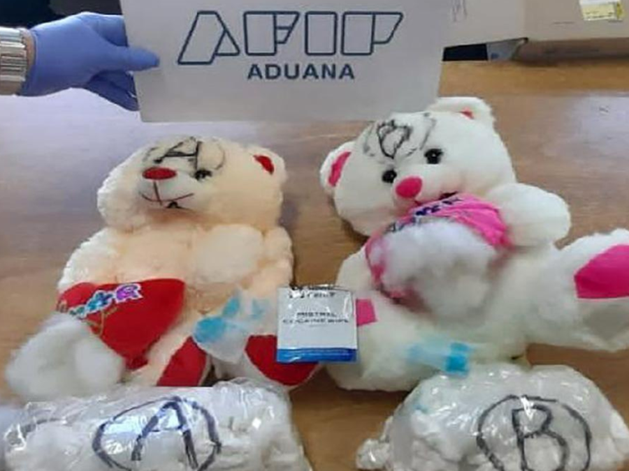 Ositos de peluche que iban a ser enviados a China fueron secuestrados por estar impregnados de cocaína