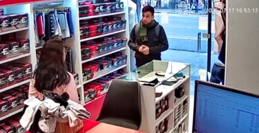 Un ladrón de buenos modales: le explicó que le iba a robar sin ejercer violencia física