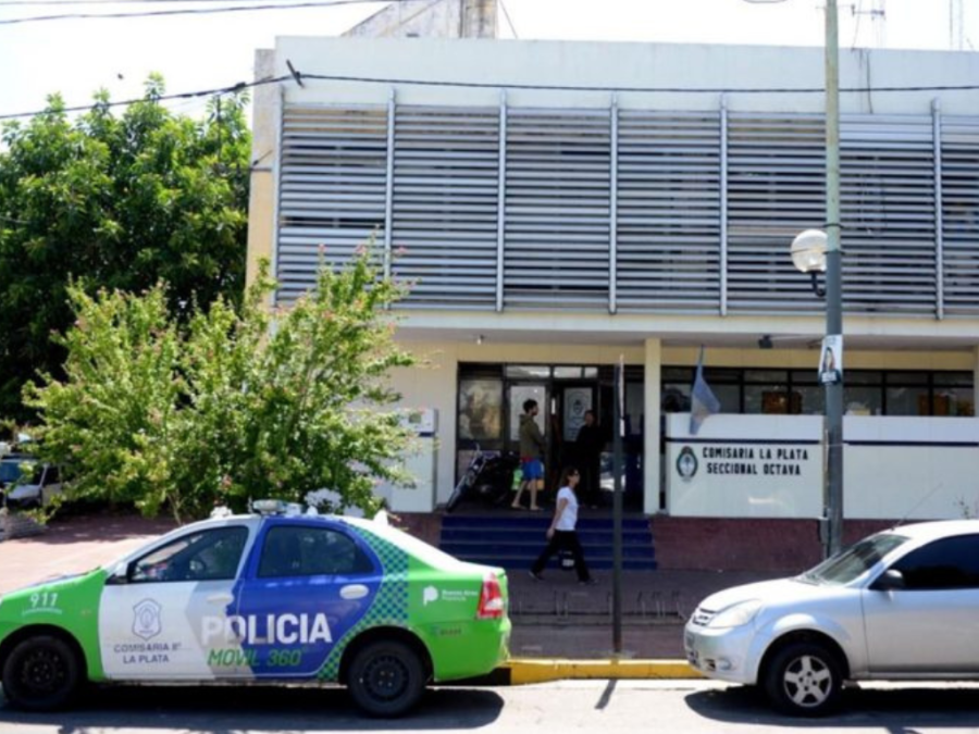 Delincuente intentó robar en una casa de Villa Elvira, pero se encontró con un docente que lo enfrentó y lo redujo
