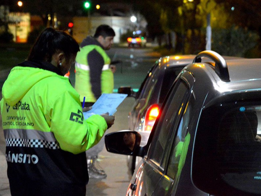 Durante las fiestas, se intensificarán los controles de alcoholemia y nocturnidad en La Plata