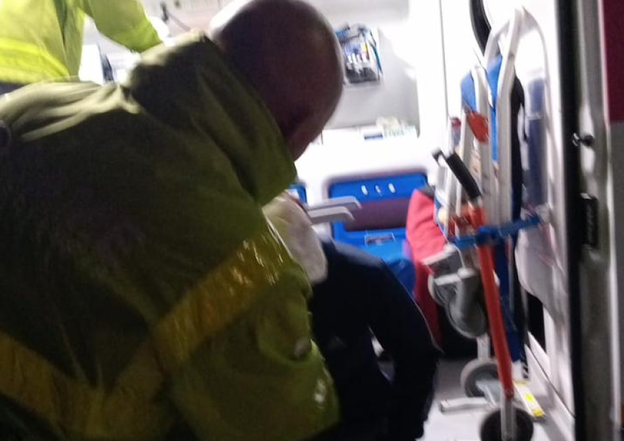 La desesperación de la hermana de Nicolás Benítez, el joven atacado en Plaza Moreno: ”Necesitamos las placas de titanio”