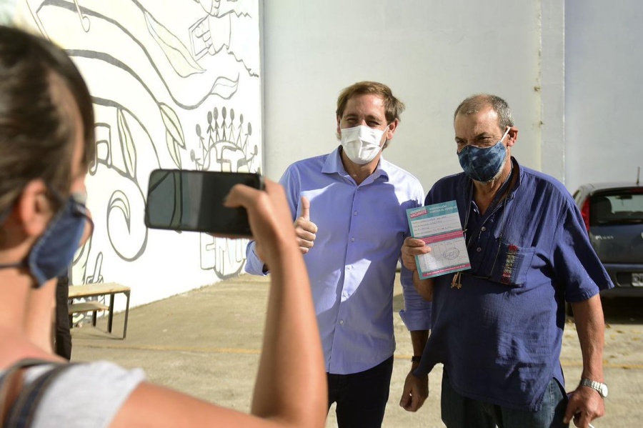 Garro reveló que Provincia planea vacunar en espacios abiertos de La Plata: “Ofrecimos poner a disposición nuestros recursos”