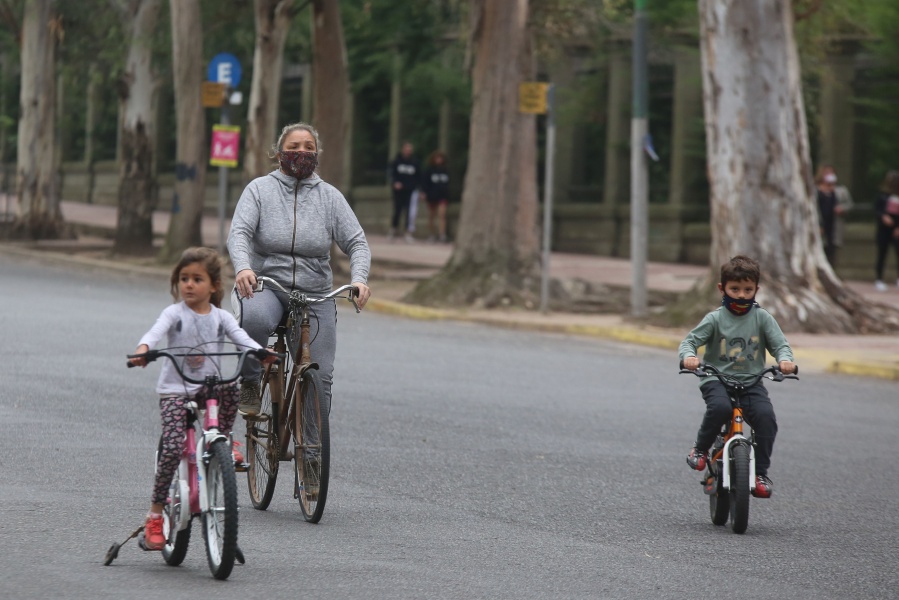 El Paseo del Bosque será peatonal durante el domingo