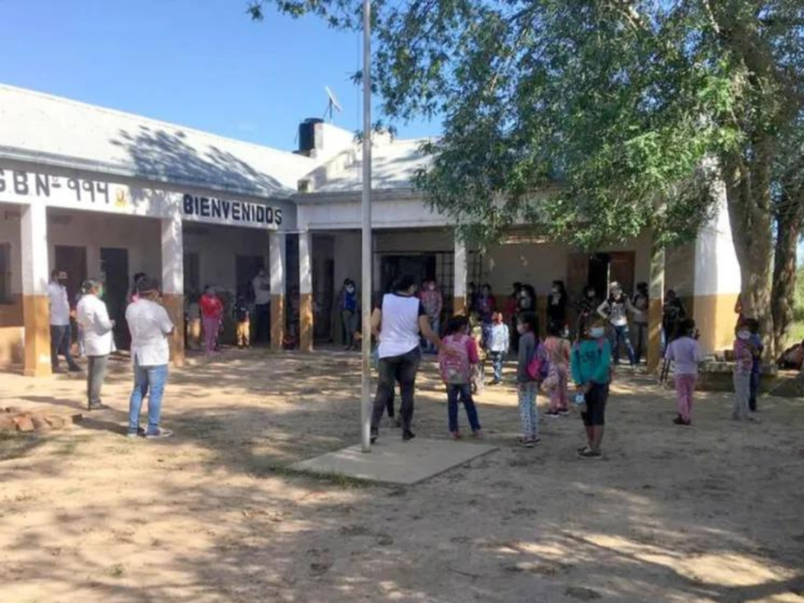 Una nena de 11 años murió tras caer de un árbol en la escuela