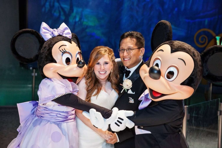 ”La novia serial”: una mujer se casó cinco veces en Disney, no quedó satisfecha y va por más