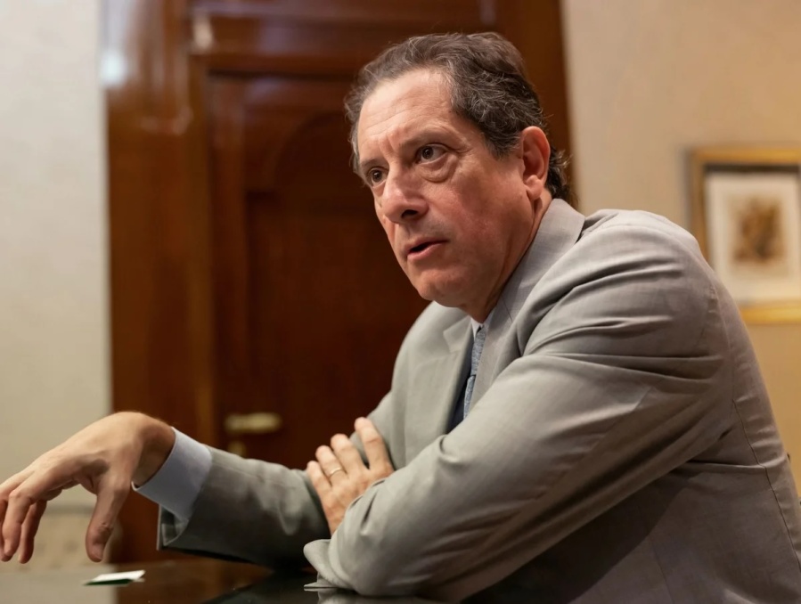 El Banco Central detalló todas las medidas para frenar la salida de dólares por importaciones